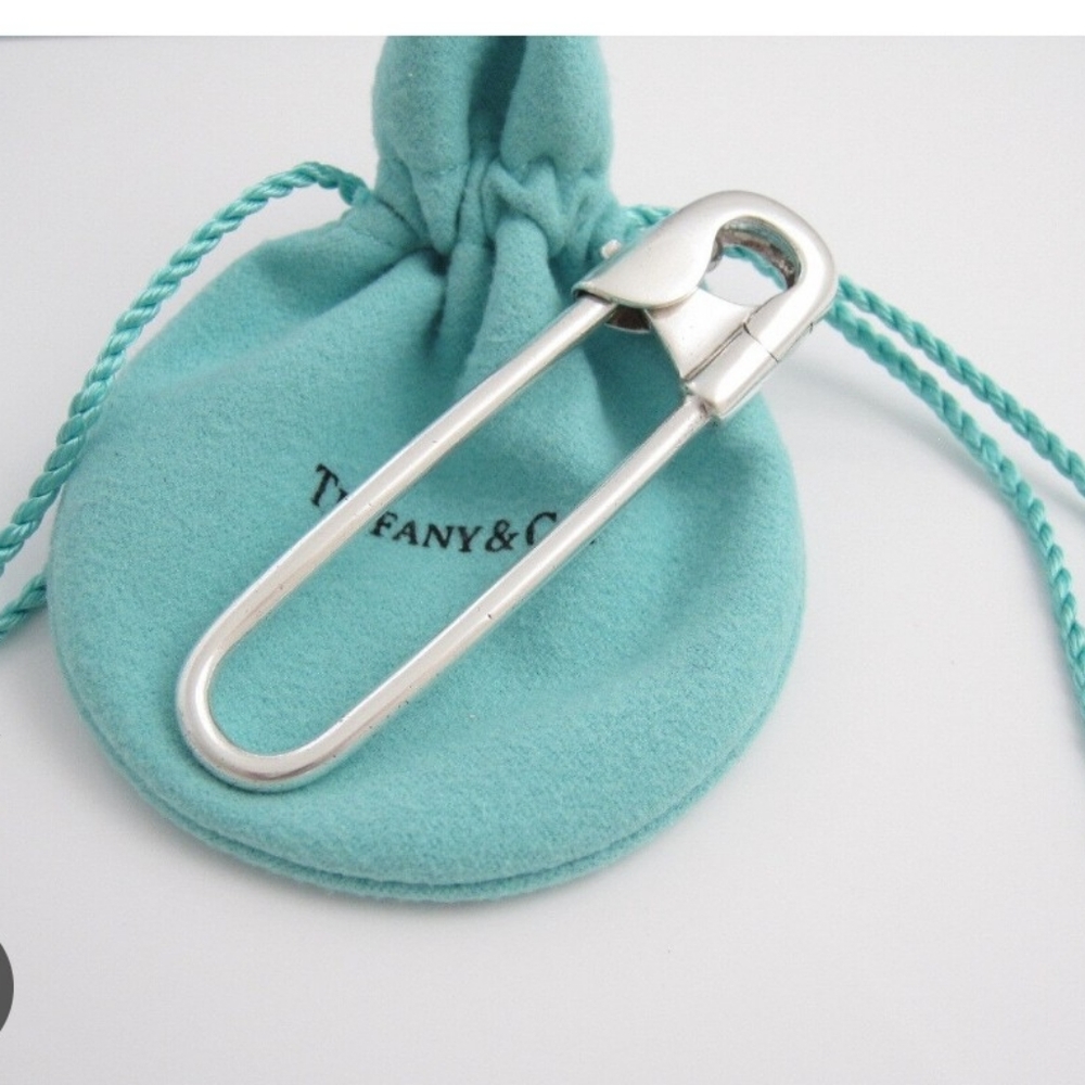 Tiffany  safety pin key ring ...  Or Sweater Pin rare find vintage.